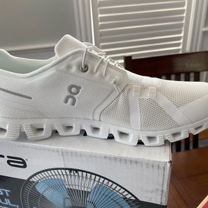 Mens cloud 5 sneakers size 11 (2) Pairs Available